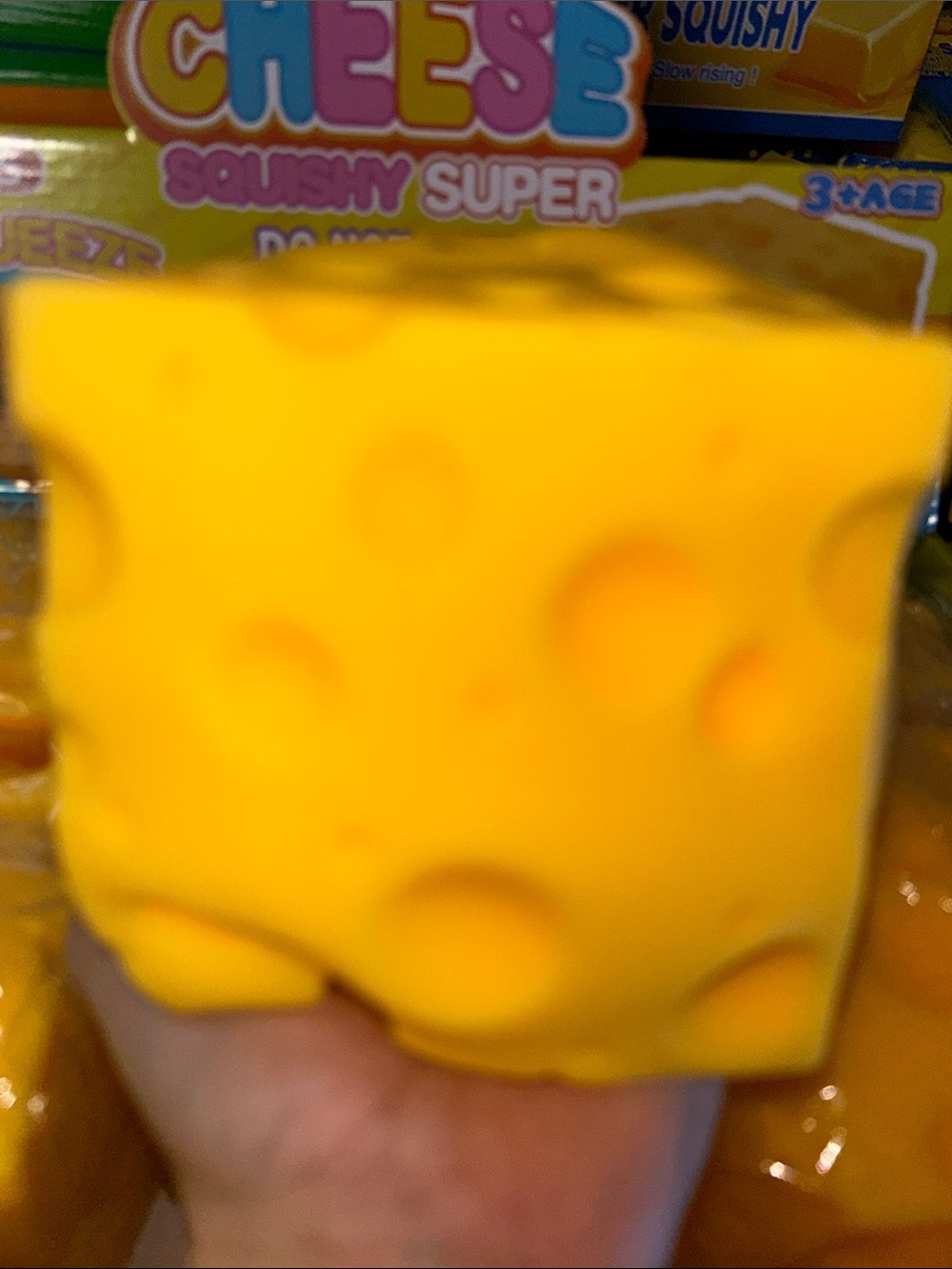 Giant squishy cheese - Picture 3 of 3